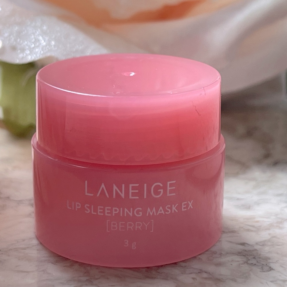 3 3g Laneige lip masks